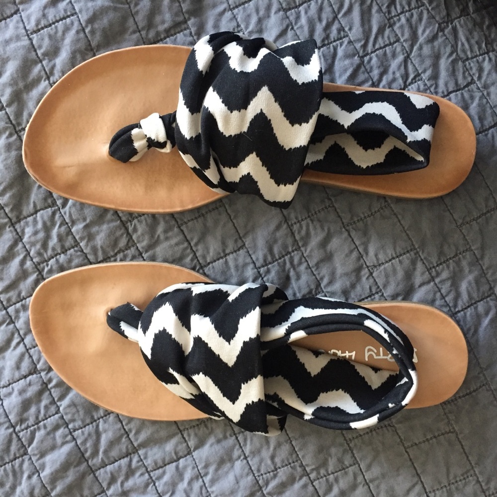 Women’s Dirty Laundry Sandal size 8